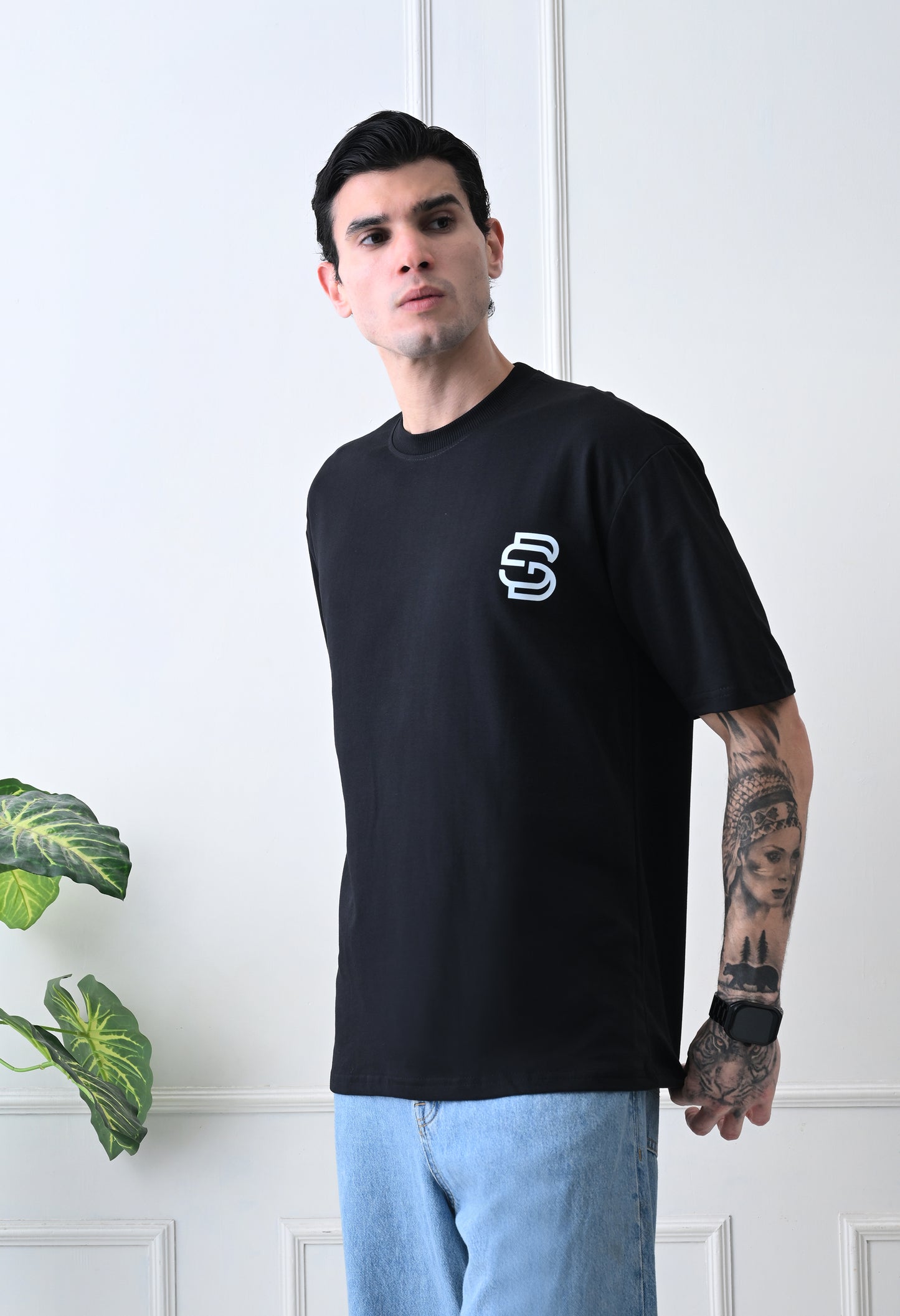Minimal Street Black Oversized Tee – GrowSomeBalls